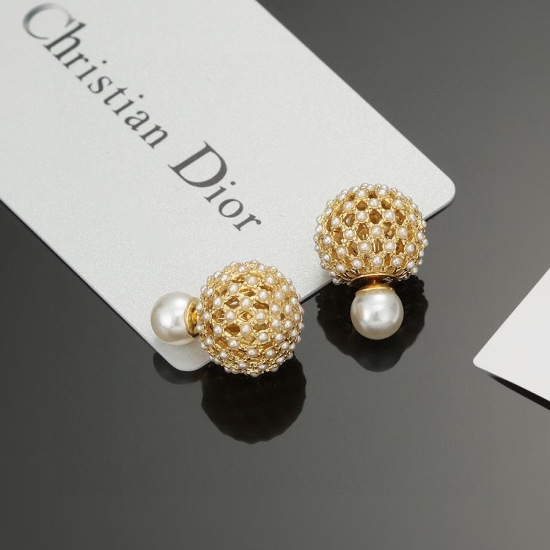 chr1st1an D10r earrings